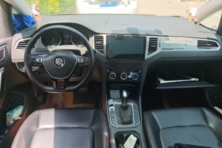 Used Volkswagen Golf Sportsvan 2016 230TSI Automatic Trend Edition
