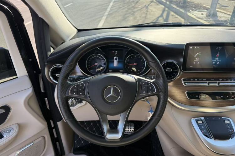 Used Mercedes-Benz V-Class 2020 V 260 Prestige Edition