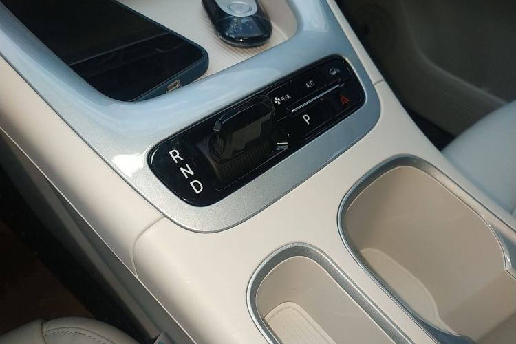 Used Geely Galaxy Geome 2025 410 km Free Version