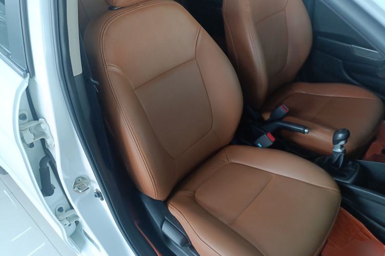 Used Kia K2 2015 Sedan 1.4L MT GLS