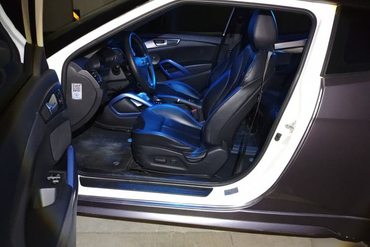 Used Hyundai Veloster 2012 1.6T Automatic Luxury Edition Driver Seat