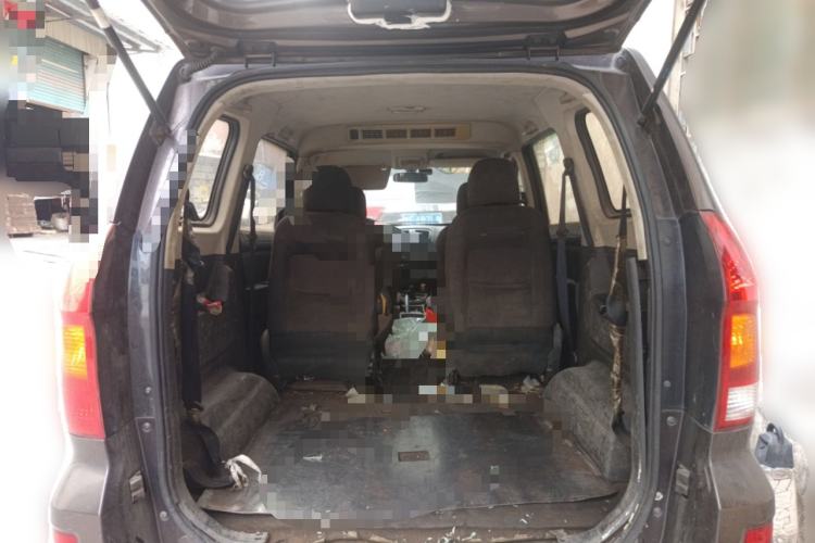 Used Dongfeng Fengon 330 2014 1.5L Manual Utility Version DK15 Trunk