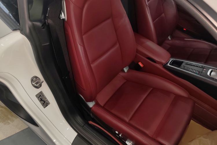 Used Porsche 718 2018 Cayman 2.0T