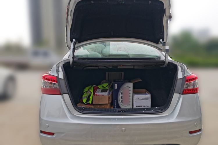 Used Nissan Sylphy 2014 1.6XV CVT Deluxe Edition
