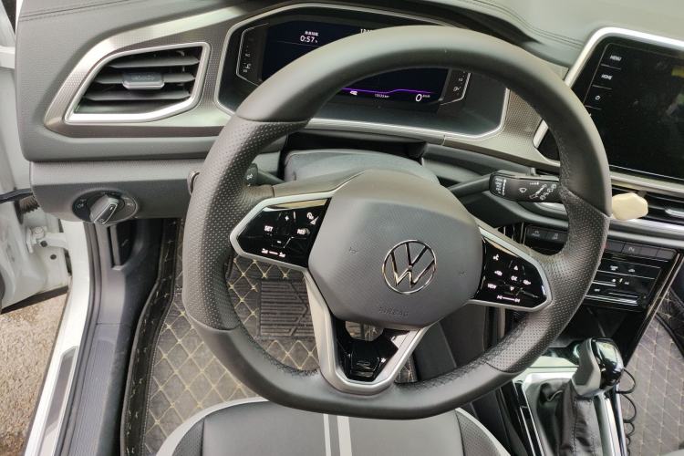 Used Volkswagen T-ROC 2025 Facelifted 300TSI DSG Two-Wheel-Drive Chen Guang Edition Steering Wheel