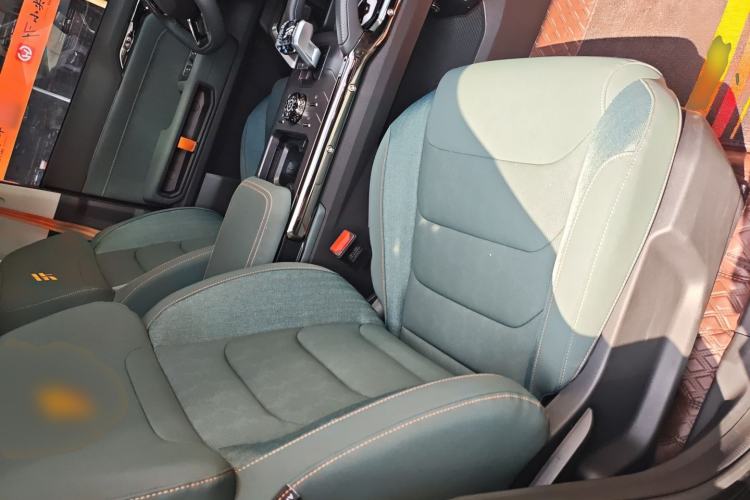 Used JETOUR Traveler 2023 2.0T Four-Wheel Drive Conqueror
