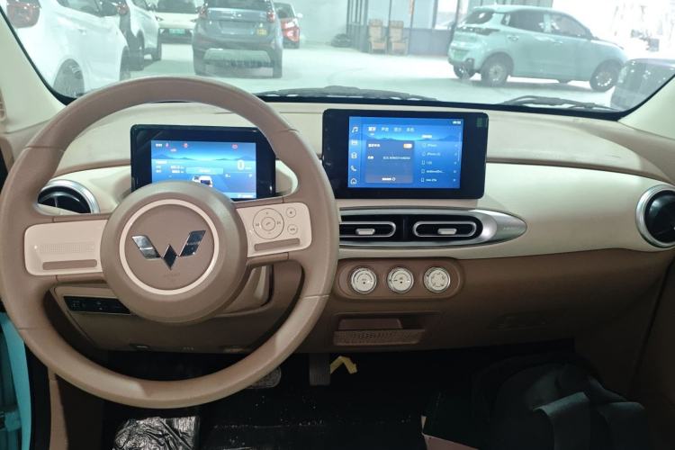 Used Wuling Hongguang MINIEV 2025 Four-Door Version Premium Edition