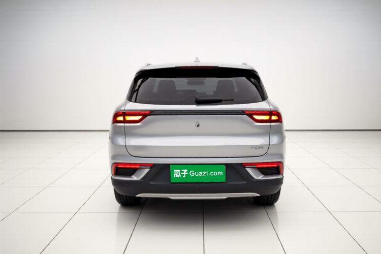 Used Livan 9 2023 470 km Leading Edition Rear