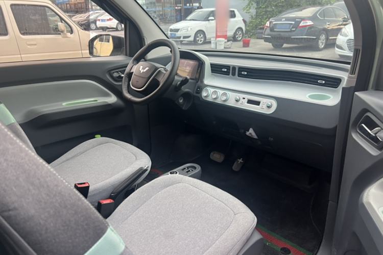 Used Wuling Hongguang MINIEV 2022 Macaron Fashion Model Lithium Iron Phosphate