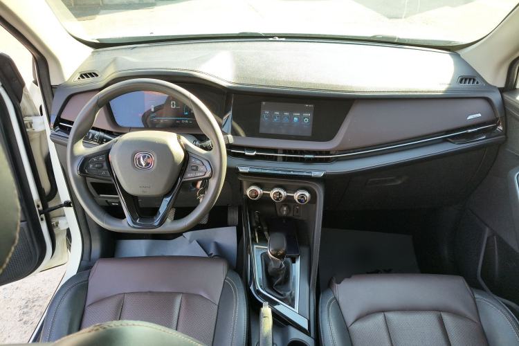 Used Changan CS15 2019 1.5L Manual Entry-Level Version China VI Standard