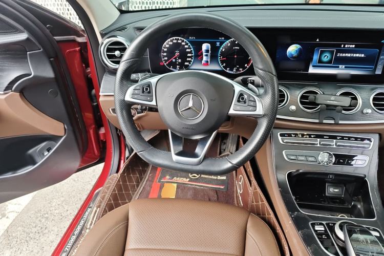 Used Mercedes-Benz E-Class 2018 E 300 L Sporty and Stylish Model