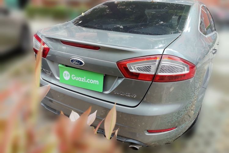 Used Ford Mondeo 2011 2.3L Luxury Model
