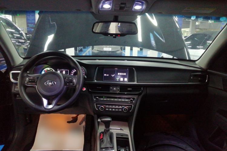 Used Kia K5 New Energy 2018 2.0L ZhiZun Edition Center Console