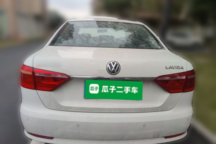 Used Volkswagen Lavida 2013 Restyled Classic 1.6L Automatic Comfort Edition
