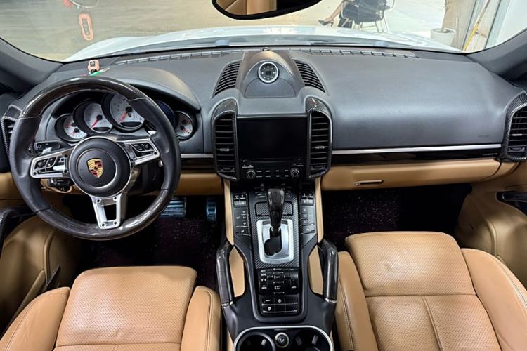 Used Porsche Cayenne 2016 Cayenne Platinum Edition 3.0T