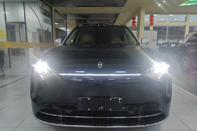 Used Hima AITO M9 2025 Extended-Range Ultra Version 52 kWh 6-Seater Front