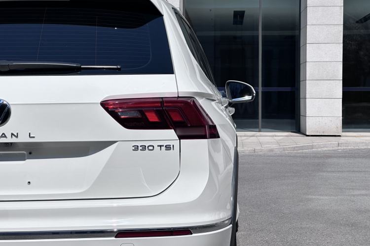 Used Volkswagen Tiguan L 2021 330TSI Automatic Two-Wheel Drive R-Line Enhanced Edition Exterior 6