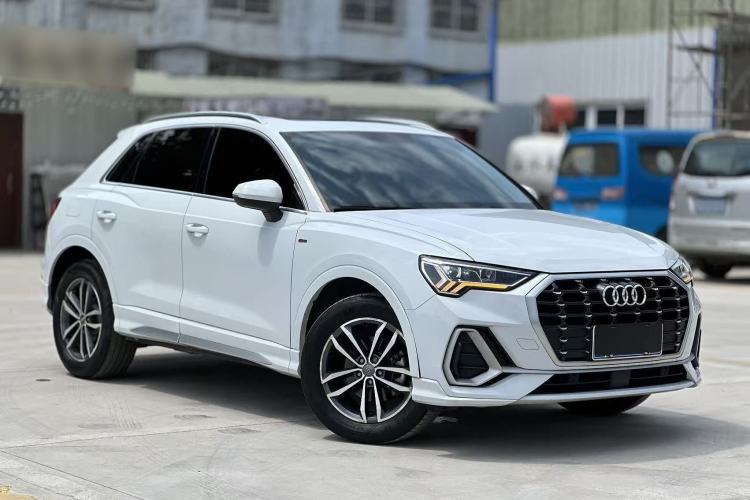 Used Audi Q3 2021 35 TFSI Progressive Dynamic Edition
