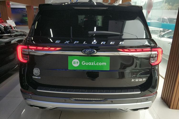 Used Ford Explorer 2023 EcoBoost 285 Four-Wheel Drive Titanium Edition 7-Seater
