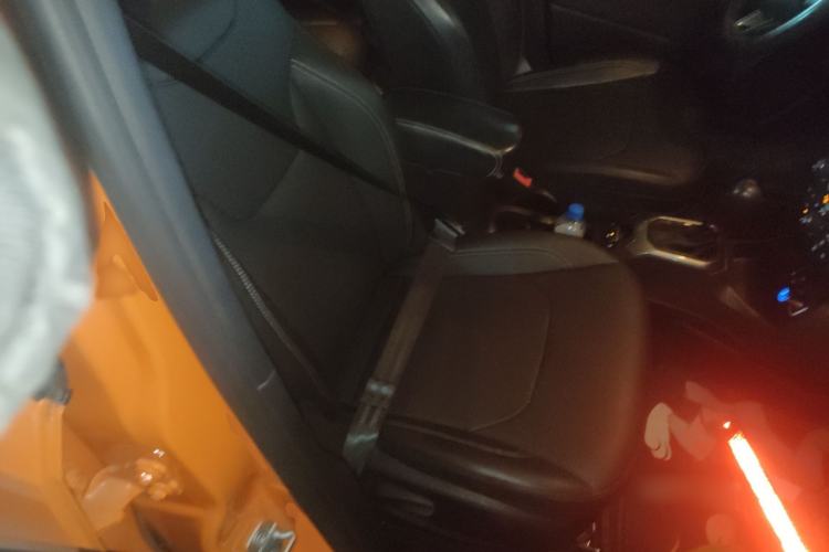 Used Jeep Renegade 2021 220T Automatic Elite Edition Right Front Seat