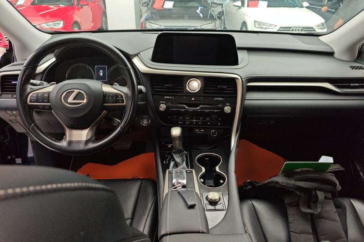 Used Lexus RX 2020 300 Two-Wheel Drive Elite Edition China VI Standard Center Console