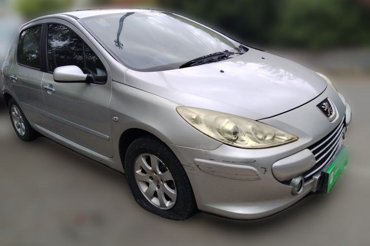 Used Peugeot 307 2009 Hatchback 1.6L Automatic Elite Edition Front Right 45 Deg