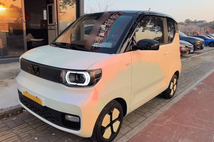 Used Wuling Hongguang MINIEV 2022 Macaron Premium Model – Lithium Iron Phosphate