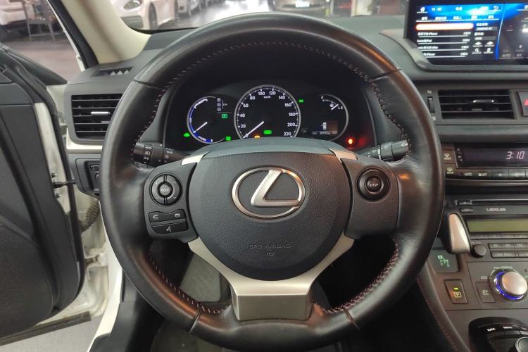 Used Lexus CT 2017 CT200h Elite Edition Solid Color China V Standard