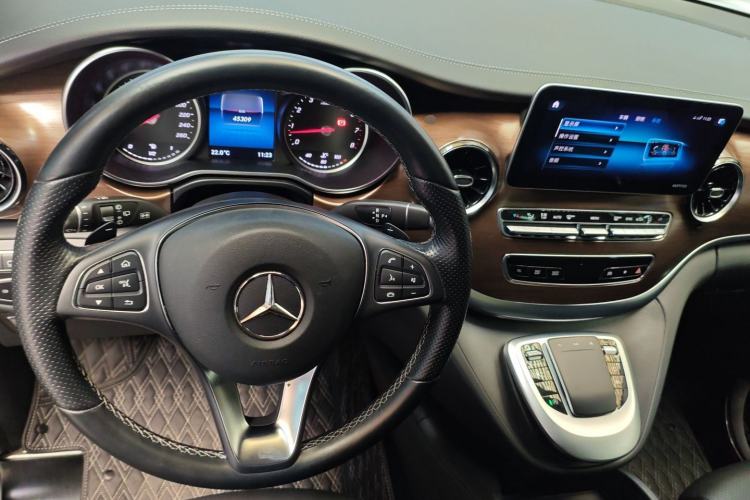 Used Mercedes-Benz V-Class 2021 V 260 L Long-wheelbase Luxury Edition