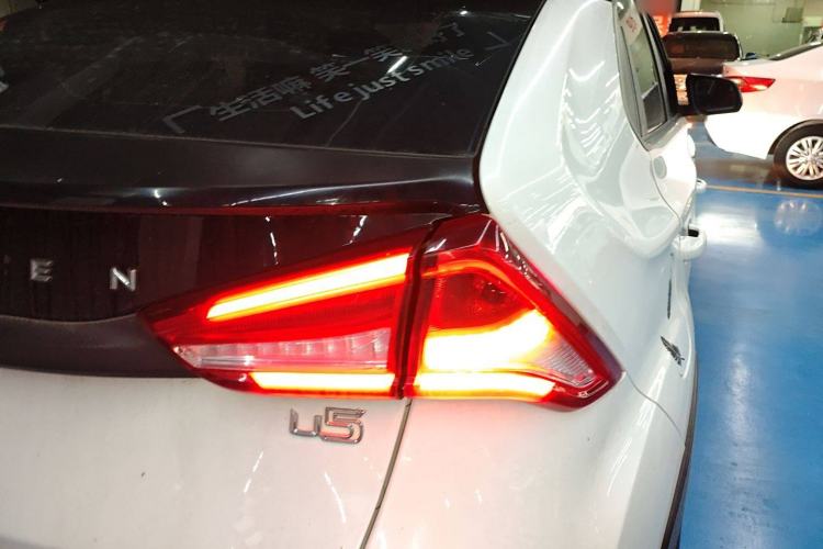 Used Luxgen U5 SUV 2017 1.6L CVT Knight Edition