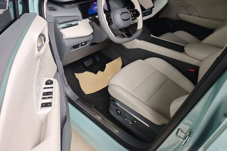 Used Lynk & Co 06 EM-P 2023 EM-P 126 Long-Range Halo