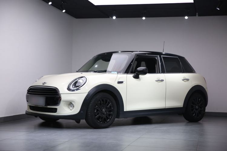 Used MINI MINI 2018 1.5T COOPER Classic Edition Five-Door Version
