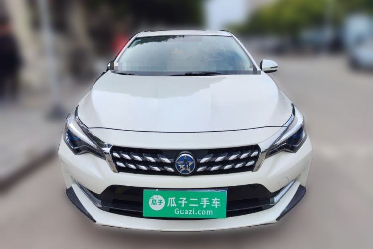 Used Venucia D60 2018 1.6L CVT Smart Connect Elite Edition