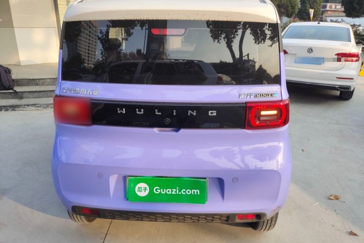 Used Wuling Hongguang MINIEV 2021 Macaron Sandwich Model 120 km Lithium NMC
