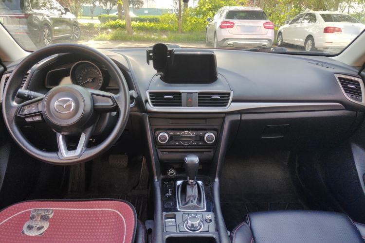 Used Mazda 3 Axela 2017 Sedan 1.5L Automatic Luxury Model Emission Standard China V Center Console