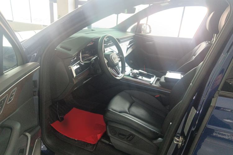 Used Audi Q7 2021 55 TFSI quattro S line Sport model