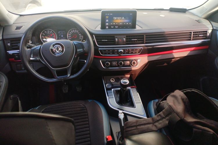 Used FORTHING T5 2020 1.6L Manual Comfort Model China VI Standard Interior 2