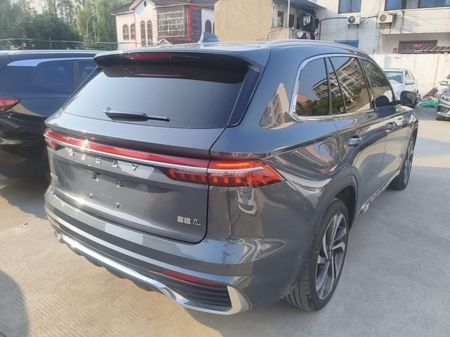 Geely Auto Monjaro L 2021 2.0TD DCT EVO Two-Wheel Drive Smart Luxury Version — снимка 6