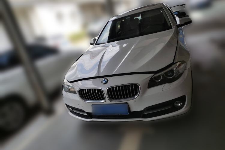 Used BMW 5 Series 2014 525Li Leading Model
