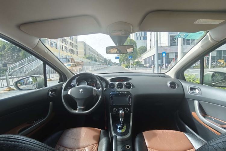 Used Peugeot 408 2013 2.0L Automatic Comfort Edition
