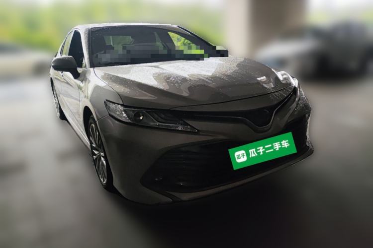 Used Toyota Camry 2018 2.5G Luxury Edition Front Right 45 Deg