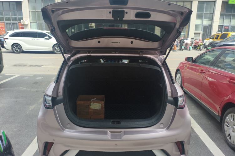 Used BYD Dolphin 2021 405 km Fashion Edition Trunk