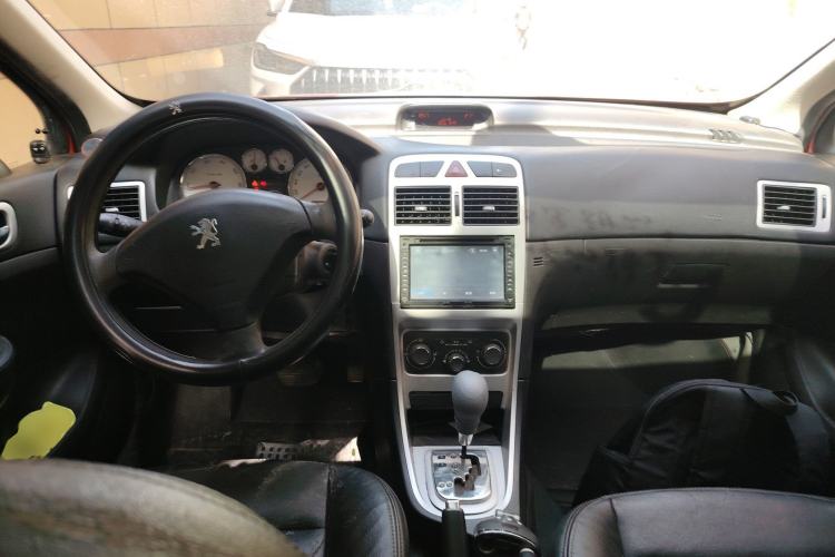 Used Peugeot 307 2012 Hatchback 1.6L Automatic Comfort Edition