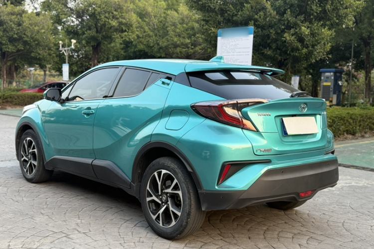 Used Toyota C-HR 2018 2.0L Luxury Edition China V Standard