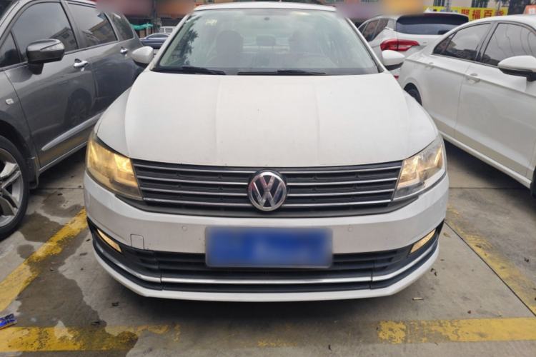 Used Volkswagen Lavida 2017 1.6L Automatic Comfort Edition Front