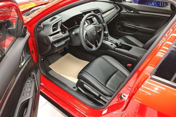 Used Honda Civic 2021 HATCHBACK 220TURBO CVT Trendy Cool Edition