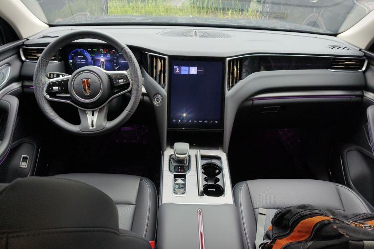 Used Hongqi HS7 PHEV 2024 2.0T PHEV Four-Wheel Drive Flagship Edition 6 Seats Center Console