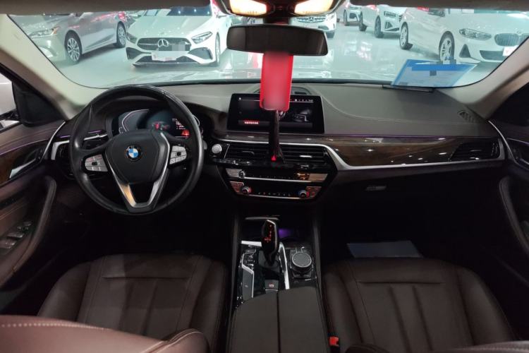 Used BMW 5 Series 2020 525Li Luxury Package