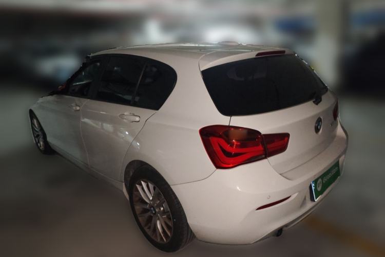 Used BMW 1 Series 2015 120i Leading Model Rear Left 45 Deg