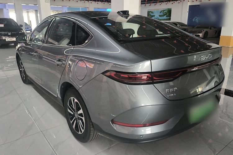 Used BYD Qin PLUS 2025 DM-i Smart Drive 120KM Superior Model
